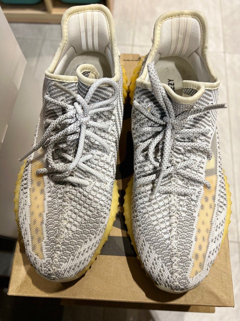 Adidas Yeezy Boost 350 V2 Static (Non reflective) EF 2905 (Category: Sneakers) located in Pasig City. Submitted by ryester (Listing ID 1402025137, Image 3). Description: Adidas Yeezy Boost 350 V2 Static (Non reflective) EF2905 Size US 9.5 Bought in the US No issues except for sole yellowing (normal for yeezys) Complete with box in good condition.
