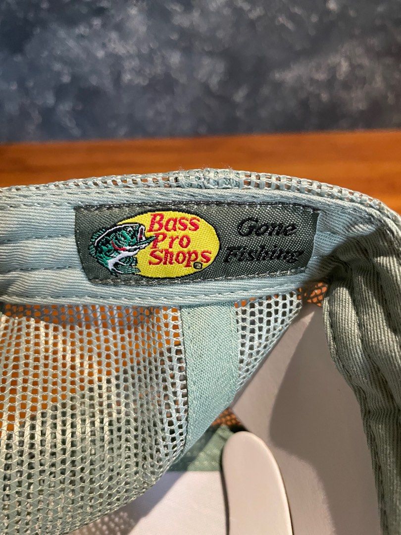 Bass Pro Shops Cap (Category: Caps & Hats) located in Taguig. Submitted by fosteratt (Listing ID 1401974709, Image 3). Description: - Bass Pro Shops cap - sage green color - Mesh back for breathability - Curved brim - Features "Gone Fishing" tag 💵 gcash 📦 sdd, j&t 📍Taguig city .