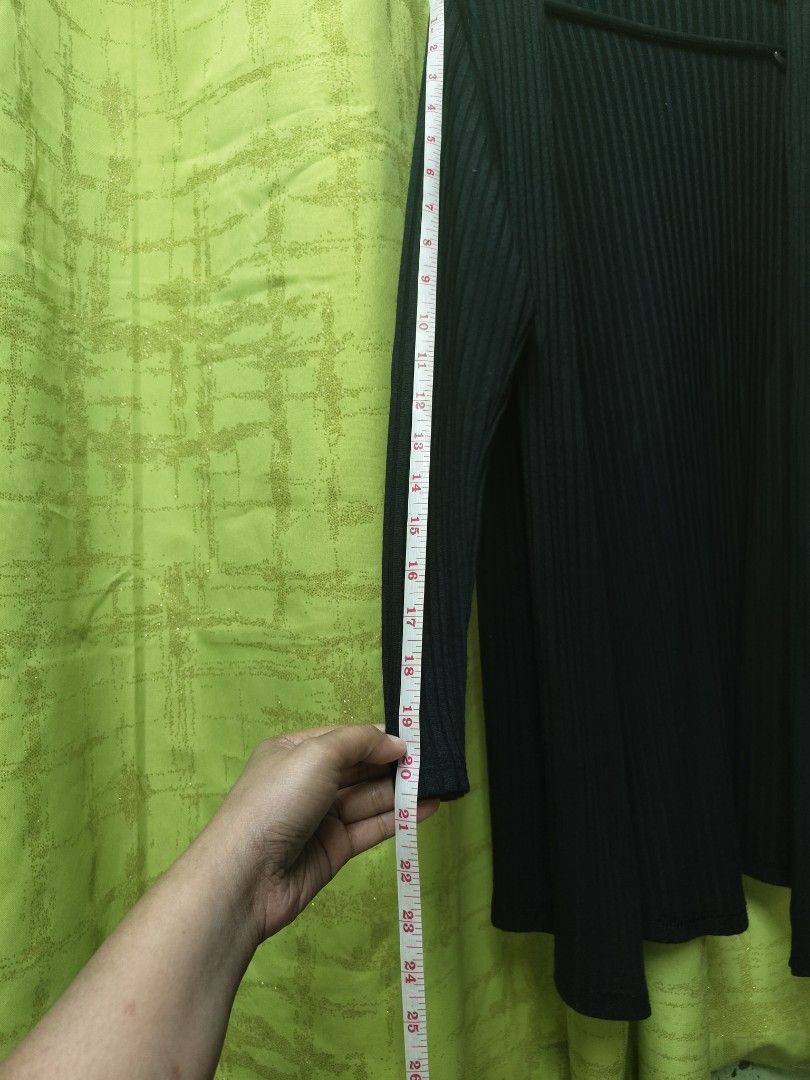 Black Ribbed Cardigan (Category: Coats, Jackets and Outerwear) located in Manila. Submitted by declutterwithme0809 (Listing ID 1401985828, Image 3). Description: - Black ribbed cardigan - Long sleeves - Mid-length design - Ribbed fabric - Open front - Approximately 30 inches long All items can be shipped thru lalamove,J&T,LBC. (no to free shipping) if i can't reply asap you can also message me on messenger: via martinez or on my number: 096120958