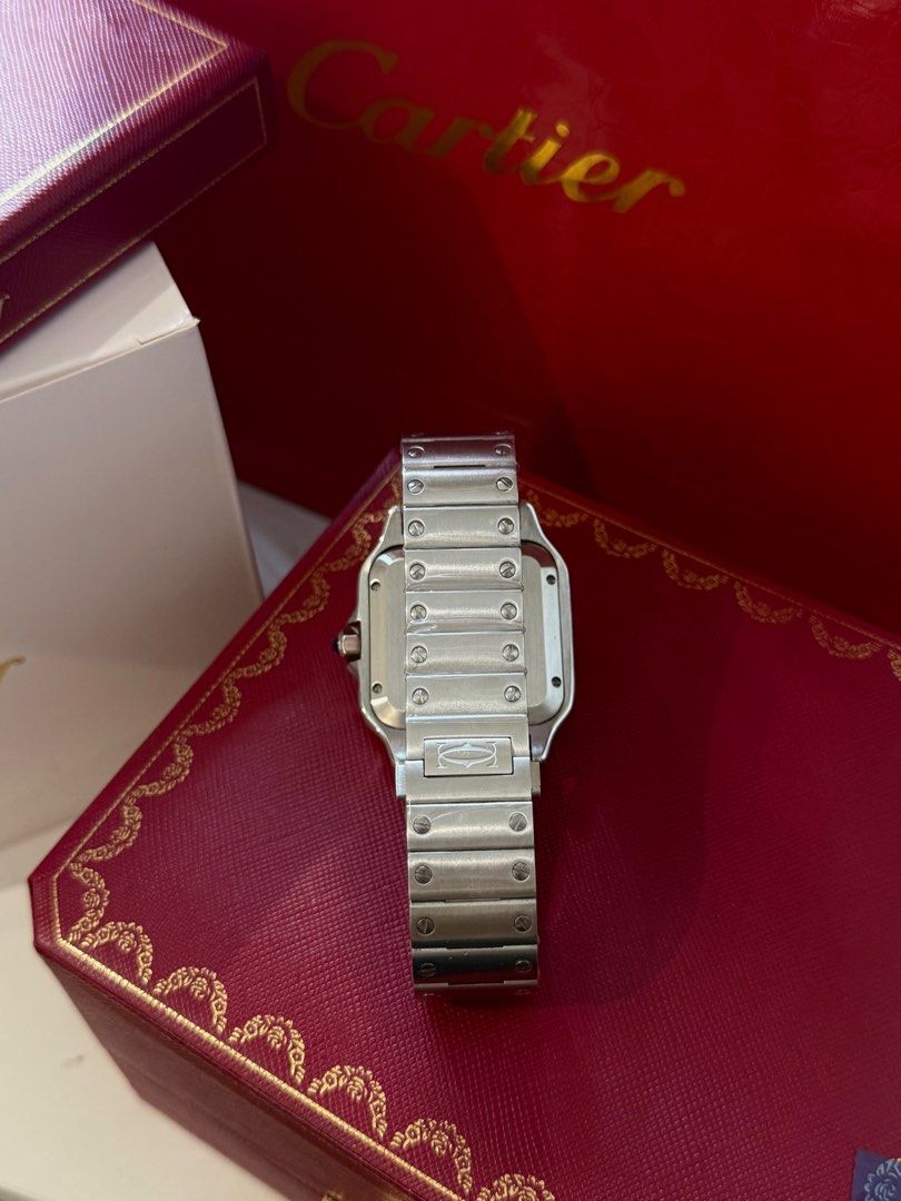 CARTIER GREEN SANTOS (Category: Luxury Watches) located in Dasmarinas. Submitted by ninadzn (Listing ID 1402075267, Image 3). Description: CARTIER SANTOS GREEN DIAL Medium 38mm Brand new full set Green Dial With box case, paper bag Good condition no issues at all Actual photos posted pm for sure buyers only !! still negotiable 📍Dasmariñas Cavite ✅ No refundable ✅ Meet up around dasma cavite .