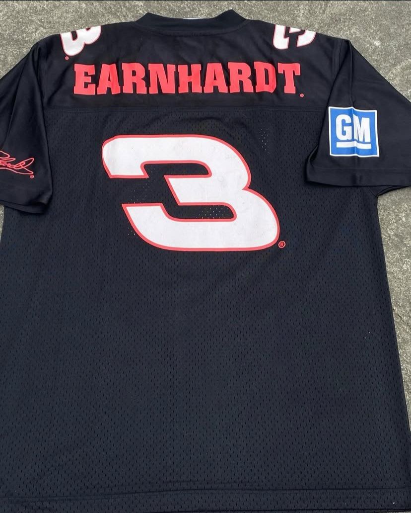 Dale Earnhardt #3 NASCAR Jersey (Category: Tshirts & Polo Shirts ) located in Iba. Submitted by gotmethrift (Listing ID 1402005016, Image 3). Description: VINTAGE 90s Dale Earnhardt Sr. NASCAR Jersey 23-24x 28 EXCE CONDI.