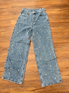 (Category: ) located in . Submitted by mauilicious (Listing ID 1401966496, Image 1). Description: .