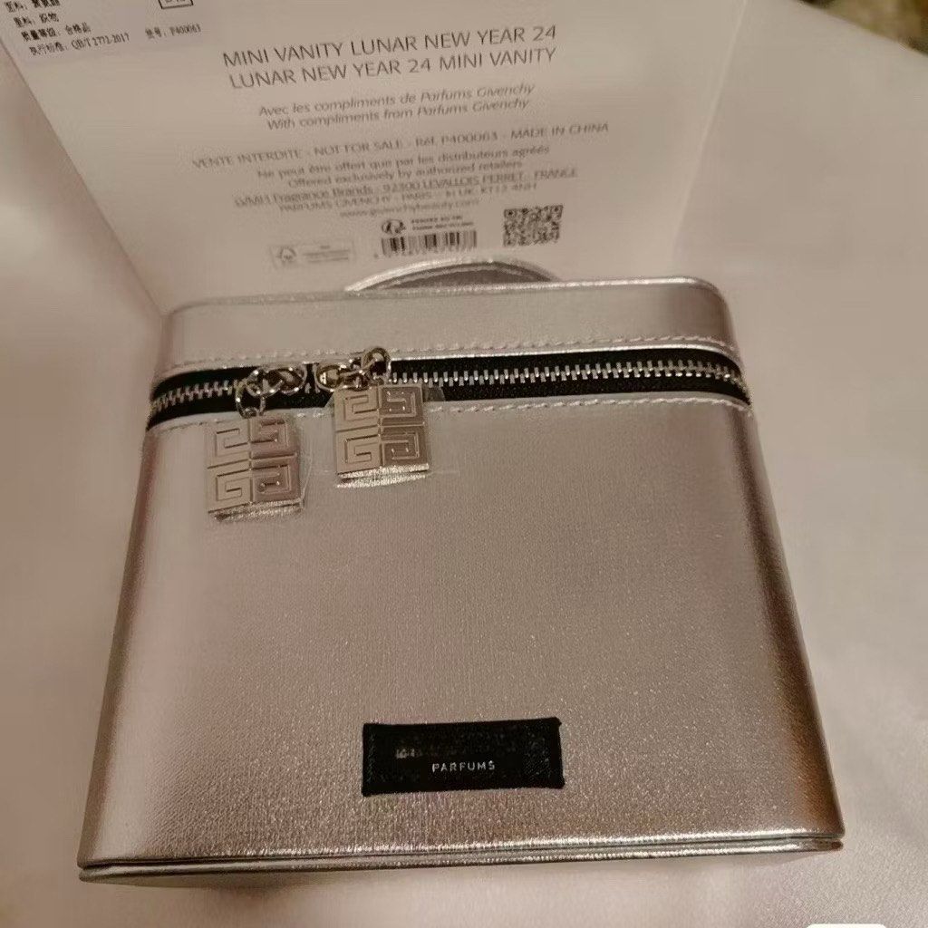 Givenchy parfums cute sling bag (Category: Luxury Bags & Wallets) located in Santa Rosa. Submitted by loveartsyluxe (Listing ID 1402073839, Image 3). Description: With sling 2,200 W/o sling 1,999.