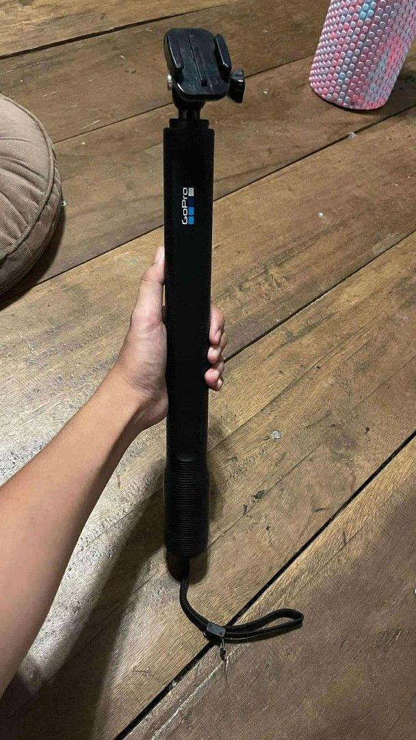 GoPro El Grande 38-in Extension Pole (Category: Video Cameras) located in Manila. Submitted by jrose.02 (Listing ID 1402076852, Image 2). Description: ORIGINAL Go Pro El Grande 38 inch Extension Pole Hindi nagamit binenta ko agad go pro ko.