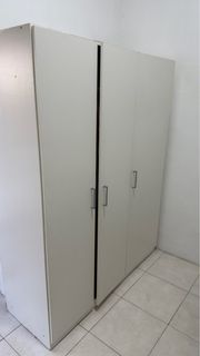 (Category: ) located in . Submitted by thriftstore_tala (Listing ID 1401949544, Image 1). Description: .