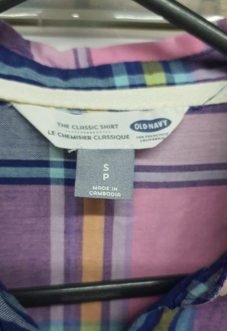 Old Navy Plaid Shirt - Size S (Category: Longsleeves) located in Manila. Submitted by apoltree (Listing ID 1401954989, Image 3). Description: - Old Navy plaid shirt - Size: Small - Features: Button-down front, chest pocket, long sleeves - Pattern: Colorful plaid - Made in Cambodia.