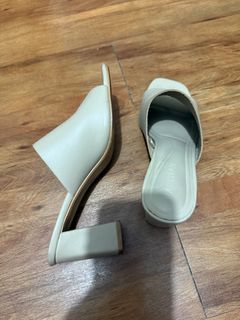 (Category: ) located in . Submitted by joycemiramar (Listing ID 1402015735, Image 1). Description: .