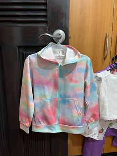 (Category: ) located in . Submitted by maeonline (Listing ID 1401916624, Image 1). Description: .