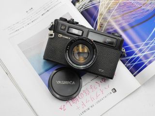 FILM RANGEFINDER CAMERAS Collection item 1