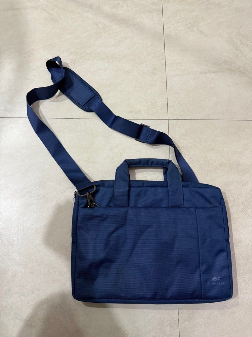 RIVACASE Laptop Bag (Category: Laptop Bags & Sleeves) located in Manila. Submitted by efgm123 (Listing ID 1401944655, Image 2). Description: .