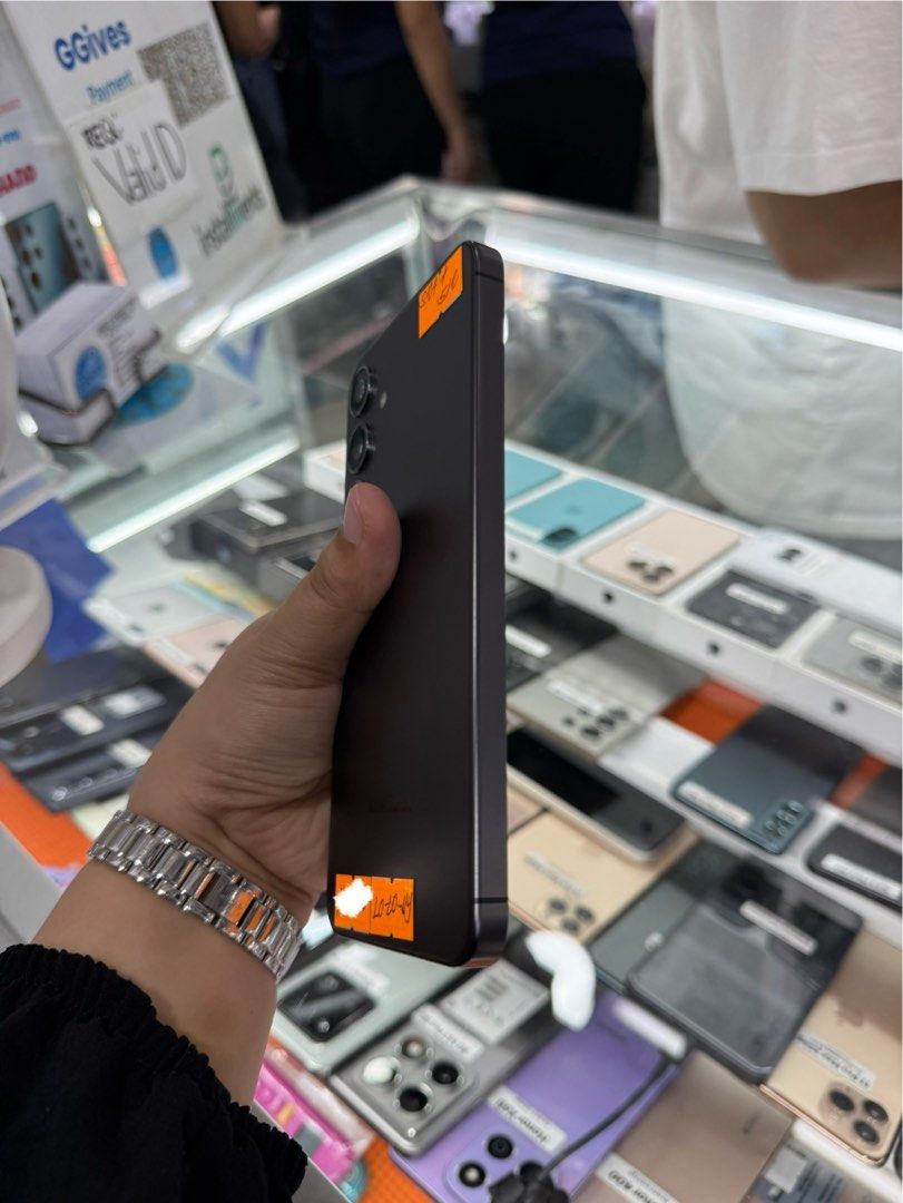 Samsung S24+ 5G 256gb FU NTC (Category: Samsung) located in San Juan City. Submitted by keannagadgetph (Listing ID 1401924728, Image 3). Description: Available Units for today's POST! Google Pixel 6 Pro / 128gb / FU - good condition - 95% Makinis - good battery - no issue / repair - Any colors available ~ Accepting SWAP / TRADE IN / INSTALLMENT / BINTA UNIT ~ CASH ON DELIVERY METRO MANILA / LBC PAYMENT FIRST ~ Store location GREENHILLS 2ndfloor V