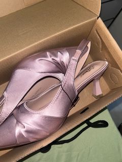 (Category: ) located in . Submitted by thriftwithyen (Listing ID 1402037935, Image 1). Description: .