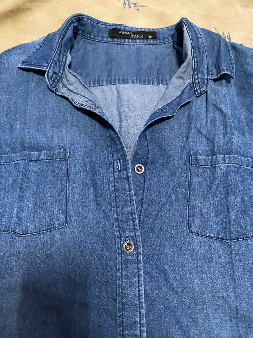 Woman Jeans Denim Top - Medium (Category: Dresses) located in Manila. Submitted by _lavndr (Listing ID 1401999283, Image 2). Description: 📍Metro Mnl - still in good condition - sf is shouldered by buyer - same day delivery rfs: decluttering.