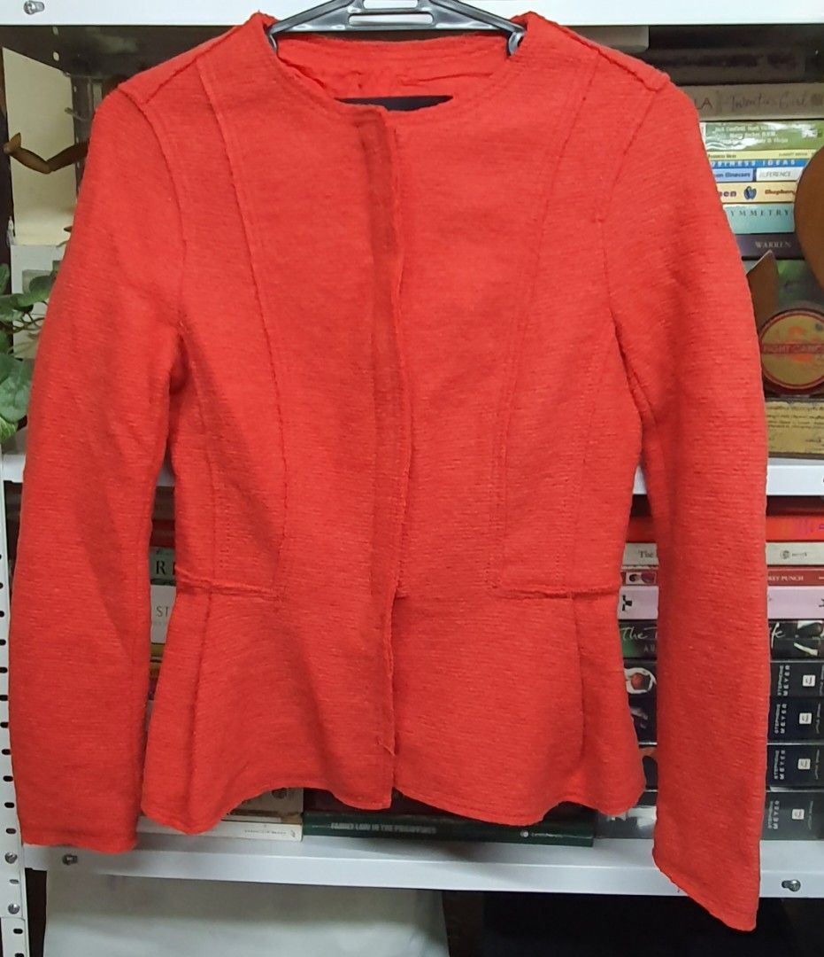 Zara Basic Orange Blazer (Category: Coats, Jackets and Outerwear) located in Manila. Submitted by apoltree (Listing ID 1401957983, Image 1). Description: - Zara Basic orange blazer - Peplum design - Size S - Made in Morocco - Textured fabric - Classic silhouette - Versatile for casual & formal wear.