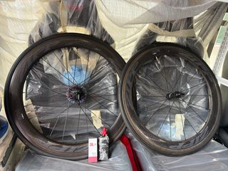 （分類：）位於 。 由 loeweloeweloewe 提交（商品編號 1401928319，圖片 1）。簡介： 。