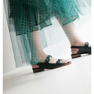 由 wardrobe236 (刊登 ID 1407065810，圖片 1) 提交，位於 的 (類別：)，說明：。