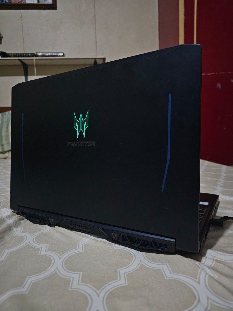 Acer Predator Helios 300 Gaming Laptop (Category: Laptops & Notebooks) located in Vigan. Submitted by RyanCarlos28 (Listing ID 1407084958, Image 1). Description: Acer Predator Helios 300 55k Quick Specs: I7 9750h RTX 2060 24gb 2666mhz Ram 1tb HDD / 256 SSD m.2 Rgb Keyboard 144hz 3ms Screen Smooth Usage! Mostly plugged Sa Monitor, external Keyboard, mouse, speakers and Headsets. Issue: Basag ang sound ng right speaker Note: di magiging issue ung s