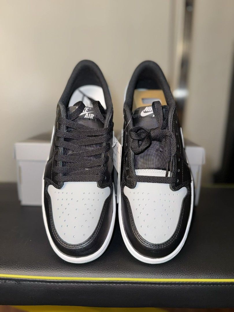 AIR JORDAN 1 RETRO LOW OG "SHADOW" (Category: Sneakers) located in Pasay City. Submitted by atoaph (Listing ID 1407182308, Image 3). Description: AIR JORDAN 1 RETRO LOW OG “SHADOW” MENS - 9US (27cm) ✅ ORIGINAL ✅ JAPAN RELEASE ✅ BRAND NEW The Air Jordan 1 Low OG is an update of Michael Jordan’s first signature shoe. These low-top sneakers feature a black and grey colour and are detailed with a 'Wings' logo on the heel tab and a Swoosh on the sides