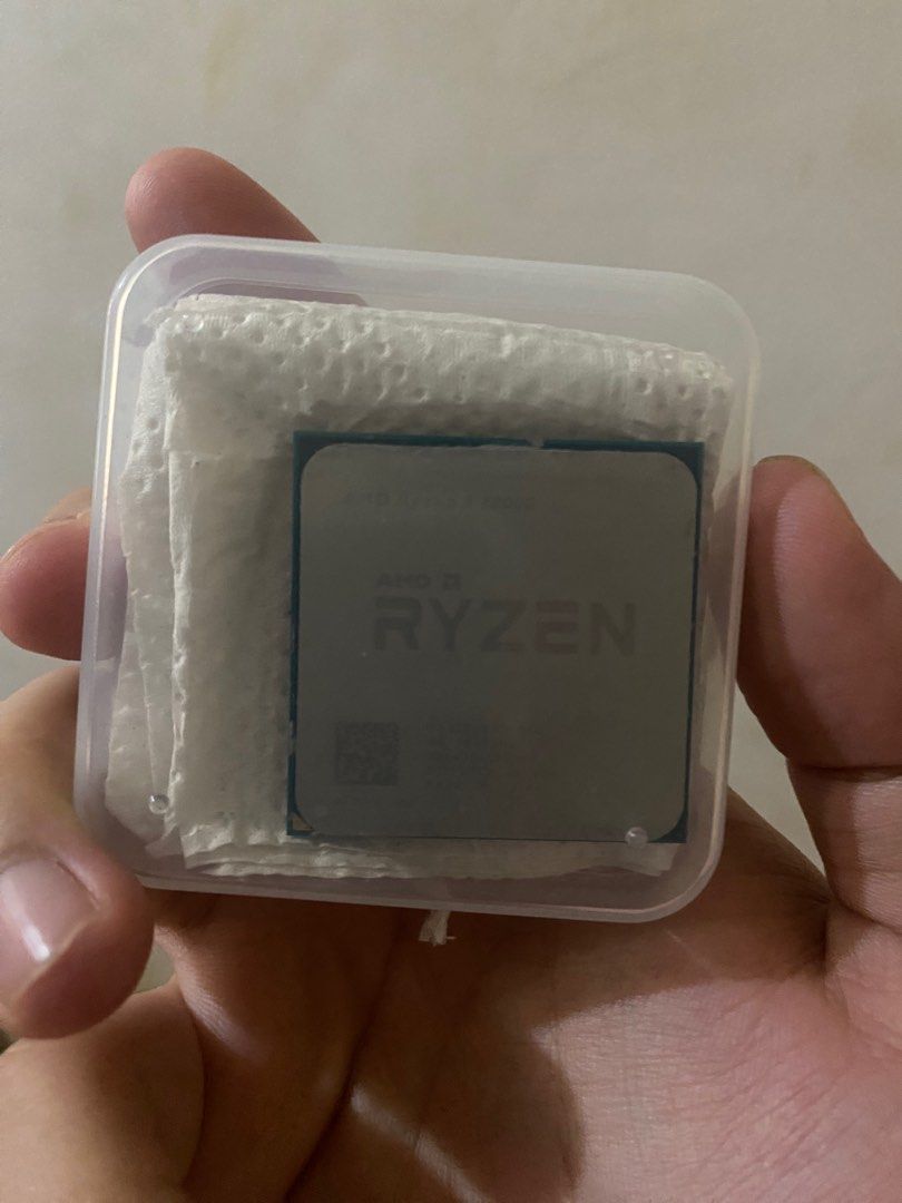 AMD Ryzen 3 2200g CPU only (Category: Desktops) located in Cavite. Submitted by munbeans10 (Listing ID 1407069664, Image 1). Description: - AMD Ryzen CPU - Protected in a clear plastic container - Secured with tissue paper - Bought this around 2022 and used for only a year - Good for gaming like Valorant RFS: I upgraded after a year.