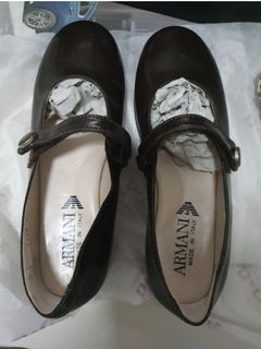 (Category: ) located in . Submitted by wardrobe111 (Listing ID 1407002759, Image 1). Description: .