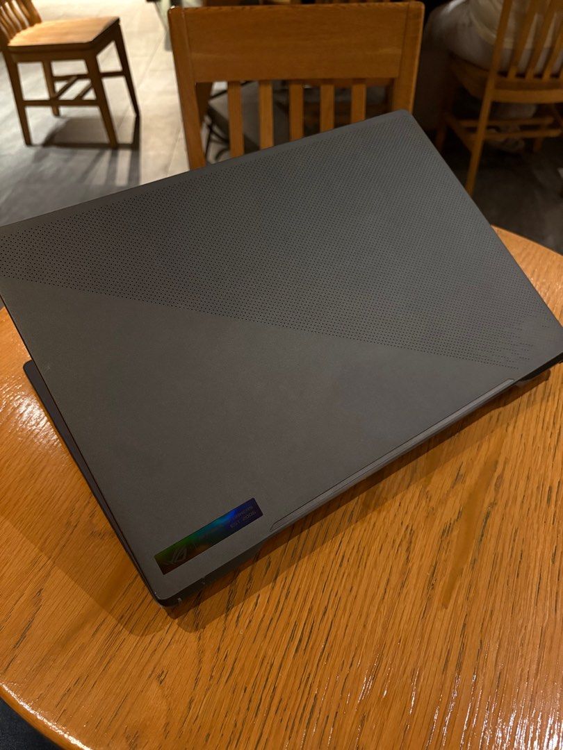 Asus ROG Zephyrus G16 RTX 4060 (Category: Laptops & Notebooks) located in Paranaque City. Submitted by nlnco (Listing ID 1407183328, Image 3). Description: ROG Zephyrus G16 ₱65k ❌ Pass sa BARAT/LOWBALL offers 16” Slim Gaming Laptop + Face Recognition - 512 GB SSD NVMe - 16 GB RAM - NVidia RTX 4060 - Intel Core i7 - 13620H - Hyperthreading - 16” 1920x1200 QHD - Windows 11 Home - Dolby Atmos Speakers - Eclipse Grey - Pantone Validated - RGB backlit