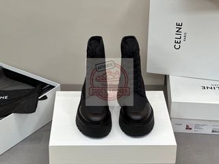 (Category: ) located in . Submitted by shoes.locker (Listing ID 1407020252, Image 1). Description: .