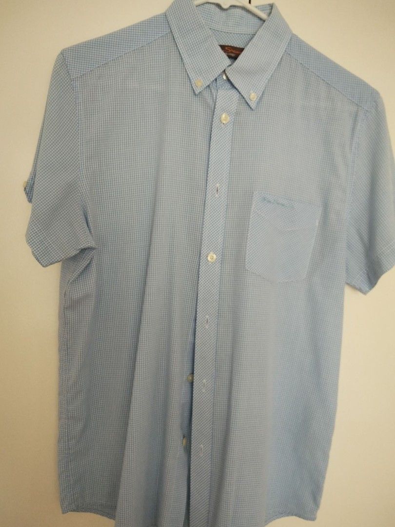 Ben Sherman Heritage polo size S (Category: Tshirts & Polo Shirts ) located in Quezon City. Submitted by maniladeclutter (Listing ID 1407158176, Image 1). Description: ORIGINAL - Brand: Ben Sherman Heritage - Color: Light Blue - Style: Short Sleeve Polo Shirt - Pattern: Checkered - Features: Button-down collar, chest pocket - Fit: Classic - Size: Small - Ideal for: Casual wear.