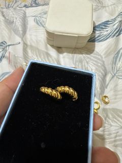 (Category: ) located in . Submitted by iamloved_items (Listing ID 1407159456, Image 1). Description: .