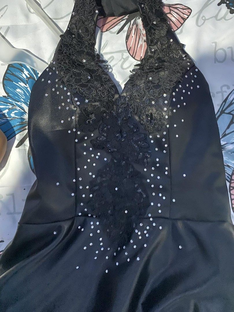 Black Halter Neck Satin Gown (Category: Evening dresses & gowns) located in Dolores. Submitted by solfinds (Listing ID 1407104861, Image 3). Description: - Black formal gown - Halter neck collar - Fitted bodice with sequin and lace detailing - Full satin skirt - Ruched back - Ideal for formal events and special occasions -Zipper back - Can fit upto 28 waistline - nakakapayat tignan since corset type - Couture tahi Never been used on actual event.
