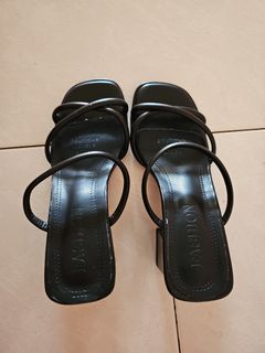 (Category: ) located in . Submitted by kikoshop (Listing ID 1407017969, Image 1). Description: .