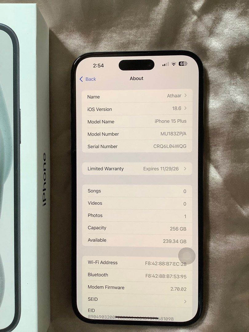 iphone 15 plus 256gb FU (Category: iPhone 15 Series) located in Taguig. Submitted by tara_declutters (Listing ID 1407068184, Image 2). Description: Brand new iphone 15 plus With apple warranty With box Rfs color and ugrade.