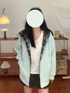 (Category: ) located in . Submitted by wonnie70 (Listing ID 1407062511, Image 1). Description: .