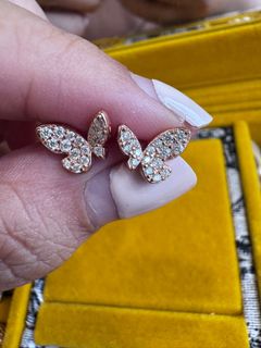 (Category: ) located in . Submitted by indulgelover (Listing ID 1407051903, Image 1). Description: .
