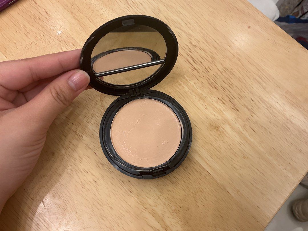 BYS Matte Creme Foundation - Sand Beige (Category: Makeup) located in Pasig City. Submitted by luviteehee (Listing ID 1407125823, Image 3). Description: - BYS Matte Creme Foundation - Shade: 02 Sand Beige - Size: 0.35 oz / 10g - Includes mirror and sponge applicator - use a little lang pero too light on me.