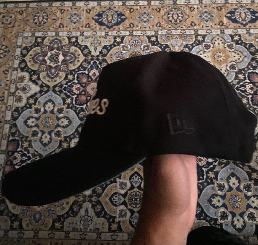CAP (Category: Cap & Hats) located in Batu Pahat. Submitted by kisukez (Listing ID 1407105064, Image 3). Description: postage + 10.