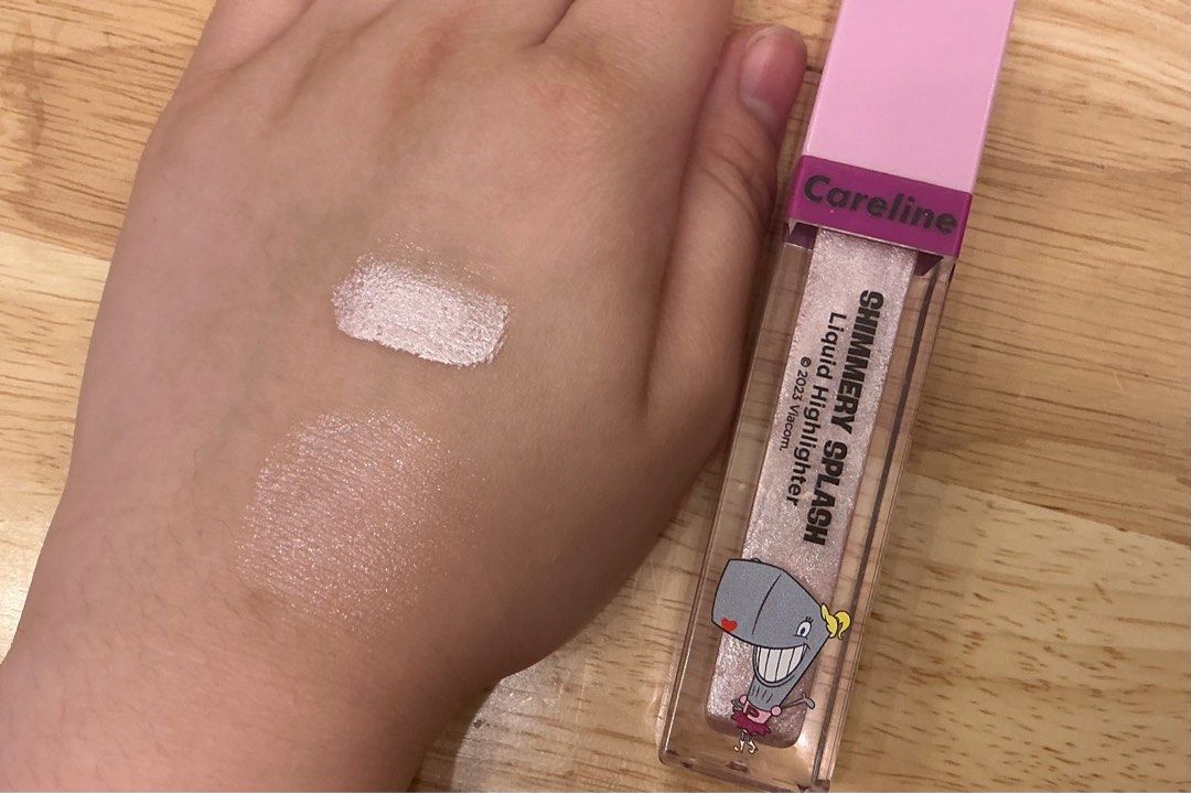 Careline Shimmery Splash Liquid Highlighter (Category: Makeup) located in Pasig City. Submitted by luviteehee (Listing ID 1407124915, Image 3). Description: Nice pa pero once or twice lang nagamit to try and swatch. Swatch on 3rd photo Rfs: not a fan of liquid highlighter.