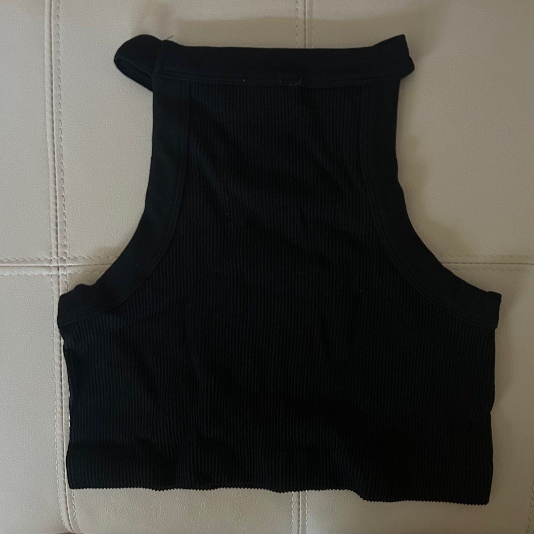 Cotton On Ribbed Top (Category: Blouses) located in Makati City. Submitted by ckvdeclutter (Listing ID 1407105500, Image 2). Description: Cotton On Ribbed Top in Black - cropped, good condition - rfs: decluttering .