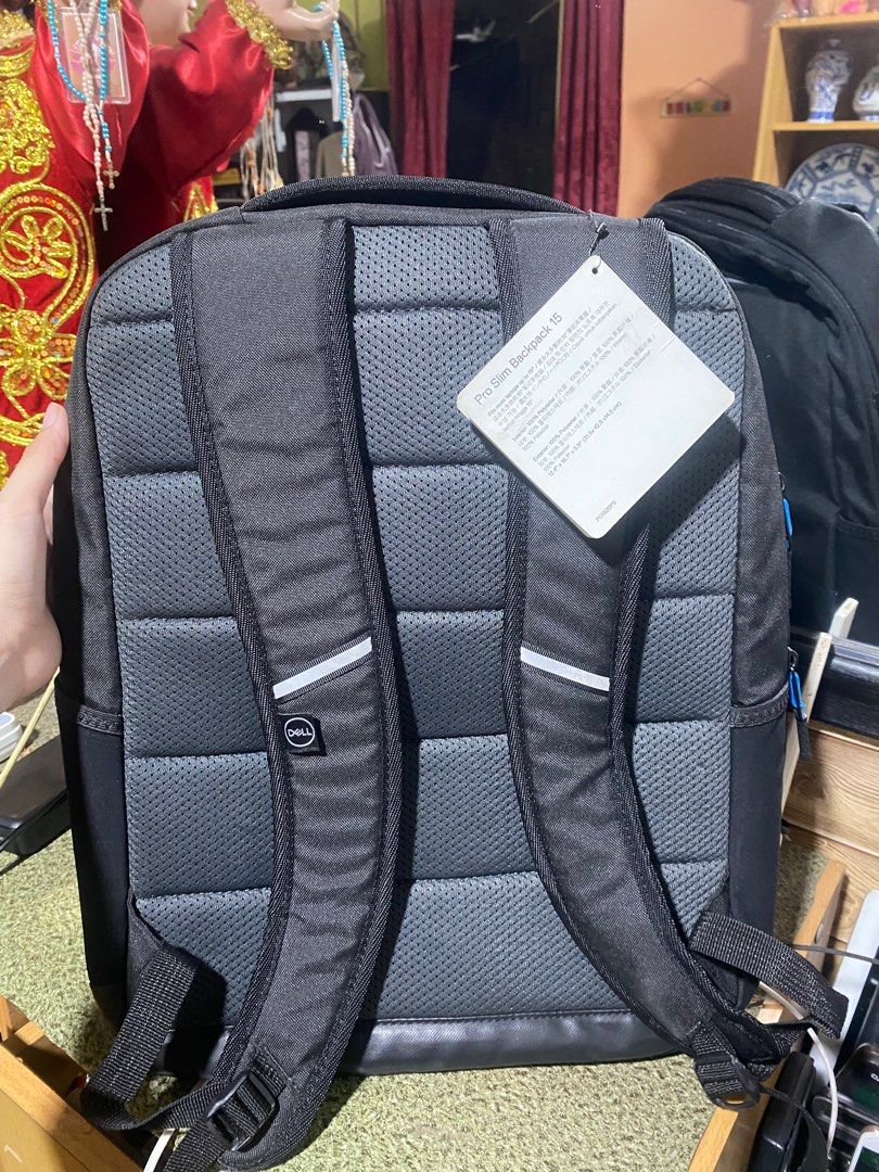 Original Brandnew Dell laptop bag (Category: Laptop Bags & Sleeves) located in Muntinlupa City. Submitted by bamelii (Listing ID 1407079532, Image 3). Description: .