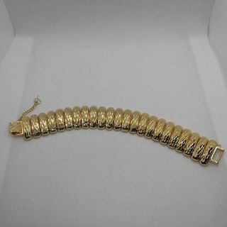 (Category: ) located in . Submitted by antique_mania (Listing ID 1407101642, Image 1). Description: .
