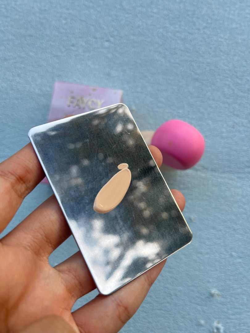 Faycy foundation code fair (Category: Makeup) located in Alor Setar. Submitted by daaaaniiii (Listing ID 1407124181, Image 3). Description: brand : Faycy code: Fair reason to sell: too light for me .