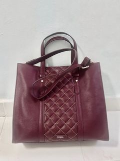 (Category: ) located in . Submitted by closet123 (Listing ID 1407111695, Image 1). Description: .