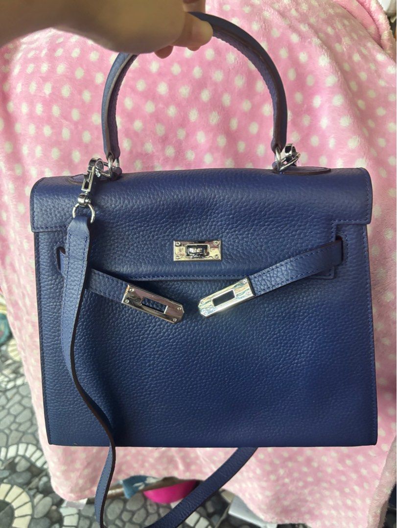 Hermes kelly (Category: Luxury Bags & Wallets) located in Rizal. Submitted by riri.rarapreloved (Listing ID 1399303429, Image 1). Description: super nice mura nalang gandara nyan.