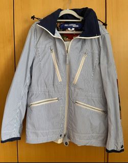（分類：）位於 。 由 byeonwooseokkkk 提交（商品編號 1407002374，圖片 1）。簡介： 。