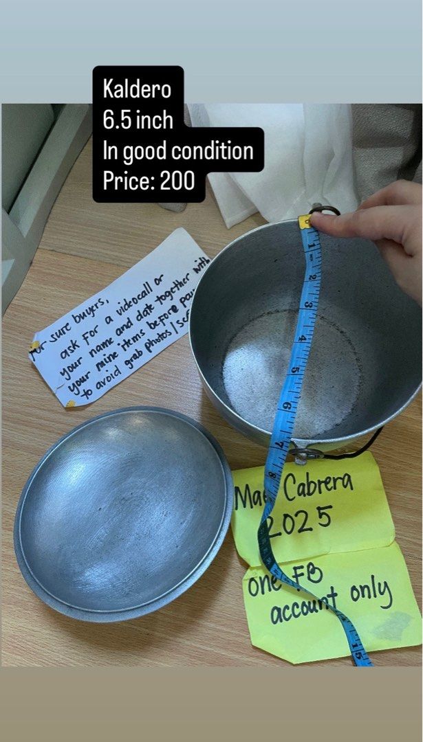 KALDERO (6.5 INCH / 10 INCH) (Category: Cookware & Accessories) located in Paranaque City. Submitted by maemae30 (Listing ID 1407023296, Image 2). Description: For Sale: Kaldero In good condition Makapal Size: 10inch Price: 300 Kaldero Size: 6.5 inch Price: 200 Location: paranaque Ship: via lalamove, jnt (for items up to large pouch) or pick up.