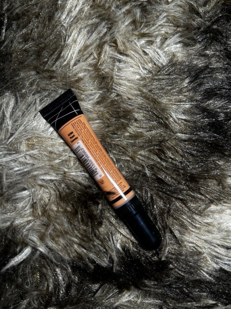 L.A. Girl - Pro Conceal Peach Corrector (Category: Makeup) located in Manila. Submitted by delifits (Listing ID 1407064006, Image 2). Description: AUTHENTIC Color Corrector - Bought for php350+ - 0.28oz / 8g of product - Used once only!! Cross reference: https://www.caretobeauty.com/ph/l-a-girl-pro-conceal-hd-concealer.