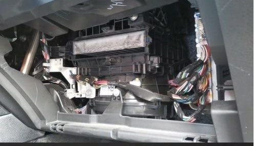 Lexus IS200t car air con smell removal, cleaning and original filter (On-Site Available) (Category: Air Conditioning) located in Singapore. Submitted by garlico (Listing ID 1407049810, Image 1). Description: ******Lexus IS,ES,NX,RX aircon odour removal and cleaning****** Does your Lexus aircon smell funky? Time to change AC filter? AC not as cold as before? Do it all at one go, complete package! Door step service can be arranged, pls enquire befo