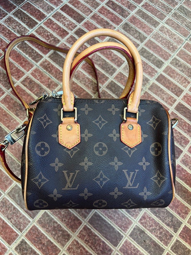 Louis Vuitton Nano Speedy Handbag (Category: Luxury Bags & Wallets) located in Bacolod City. Submitted by novymae23 (Listing ID 1407109736, Image 2). Description: Louis Vuitton Nano Speedy Handbag Size Small In Excellent Condition.