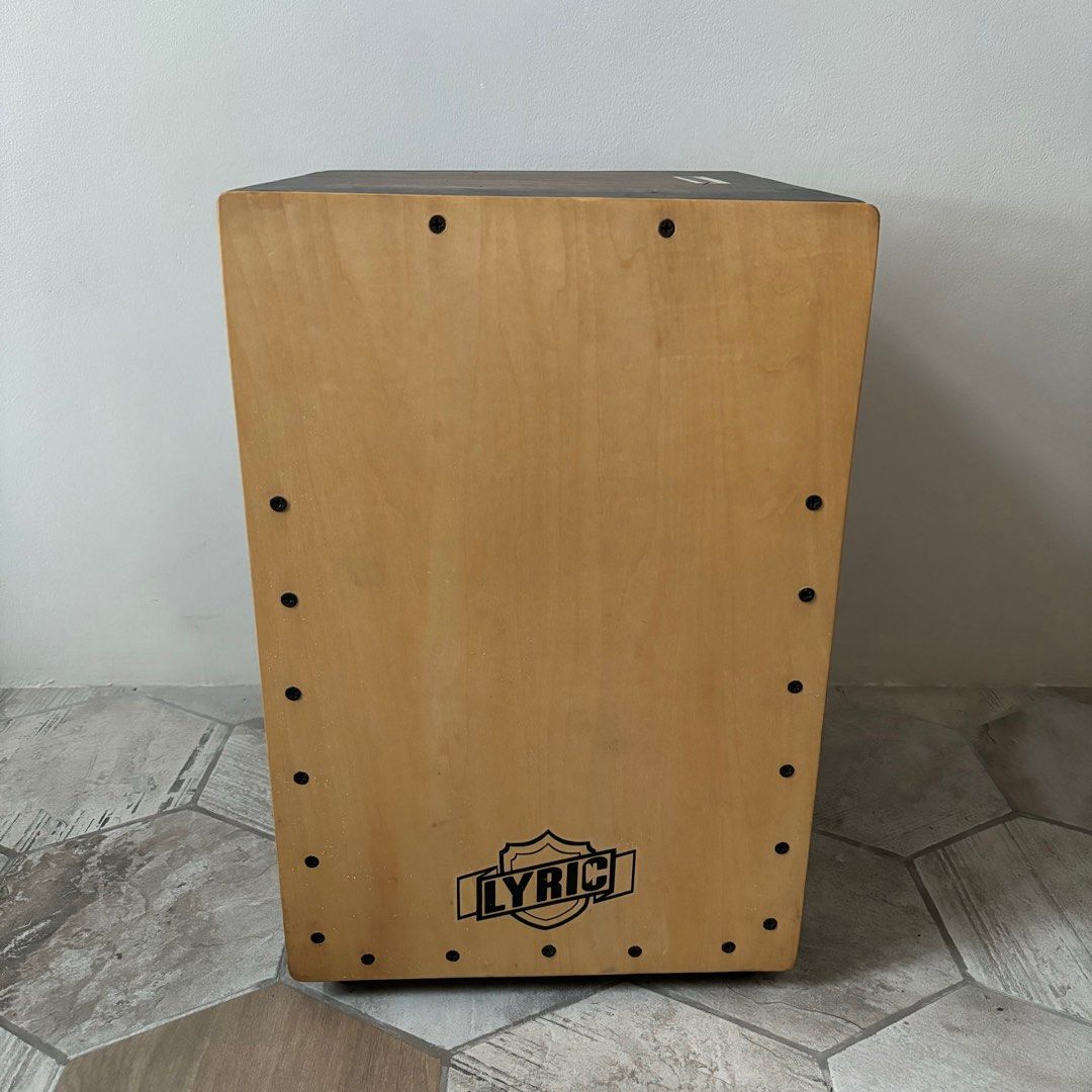 LYRIC Cajon Percussion Box (Category: Musical Instruments) located in Manila. Submitted by miskym (Listing ID 1407164374, Image 1). Description: .