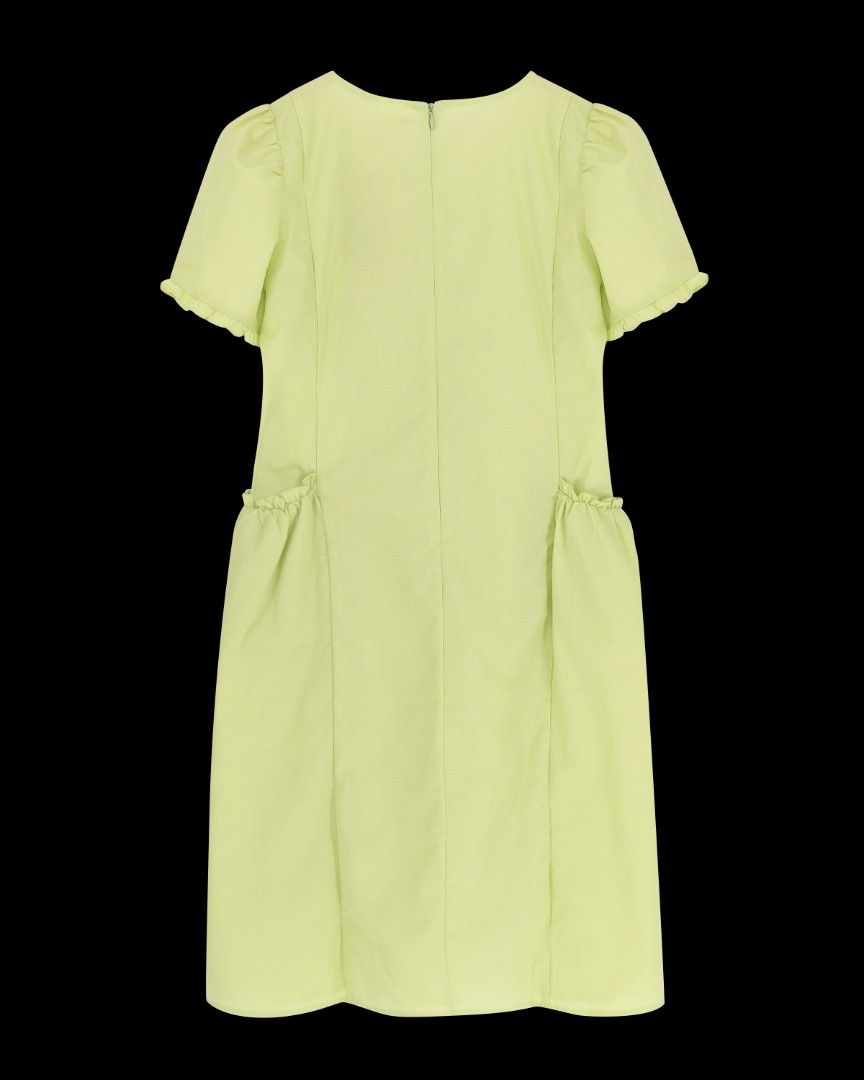 Medium Unica Willow Dress - Apple Green (Category: Dresses) located in Quezon City. Submitted by ela.decluttering (Listing ID 1407099147, Image 2). Description: - Apple Green - Willow dress - Short sleeves with ruffled edges - Two front pockets - Round neckline - Back zipper closure - Size Medium brand new with tag rfs too big for me. best fit bust 38 and can also be used as maternity dress.