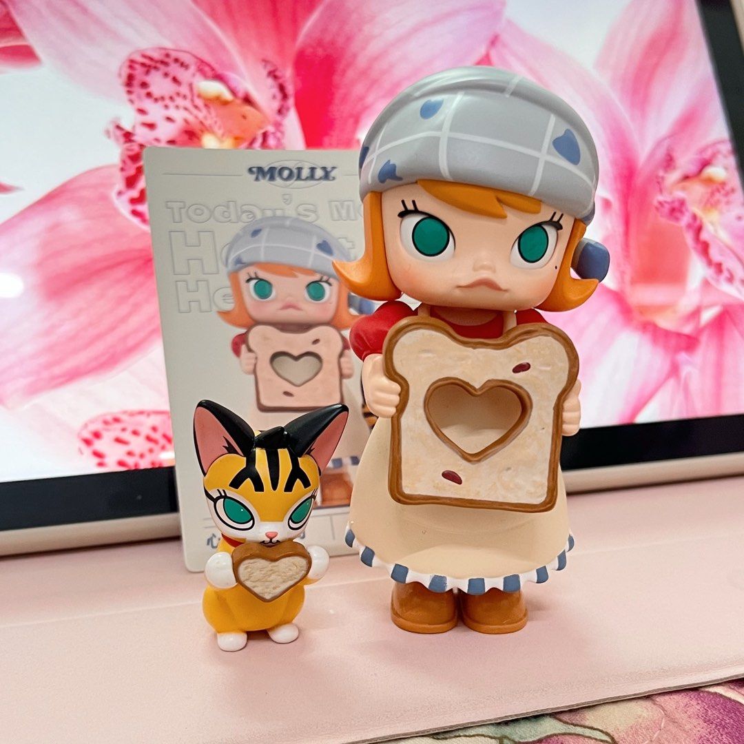 Molly Carb Lover | Pick a Boo Burger & Heart to Heart Toast, Hobbies ...